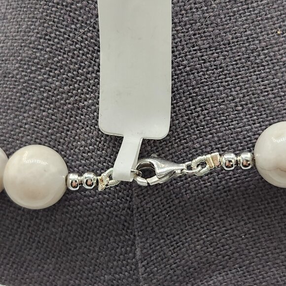 New Never Worn 18" 10mm White Agate Beaded Necklace w/925 Sterling clasp - Picture 3 of 3